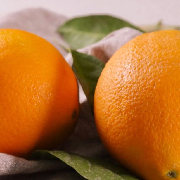 Orangen schmecken gut und liefern Vitamin C