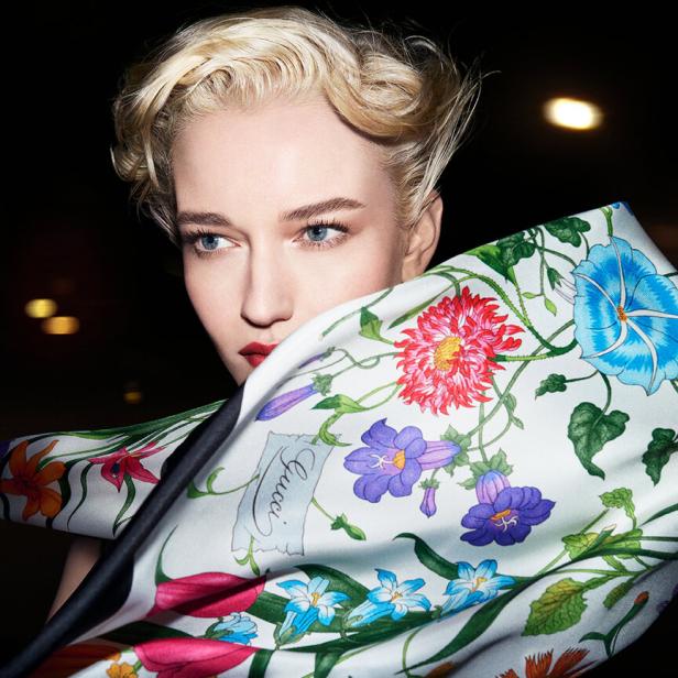 Gucci Seidentuch in einer limitierten floralen Art-Edition