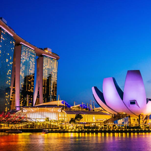 Marina Bay Sands and ArtScience Museum in Singapore after sunset