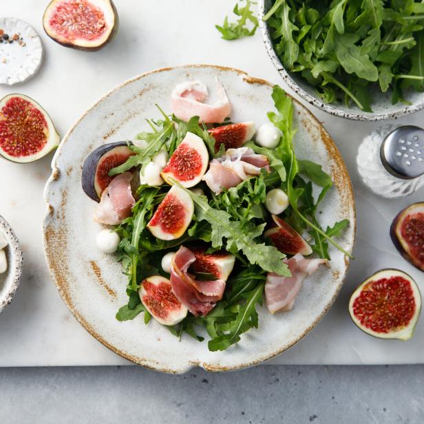 Feigen-Rucola-Salat mit Prosciutto