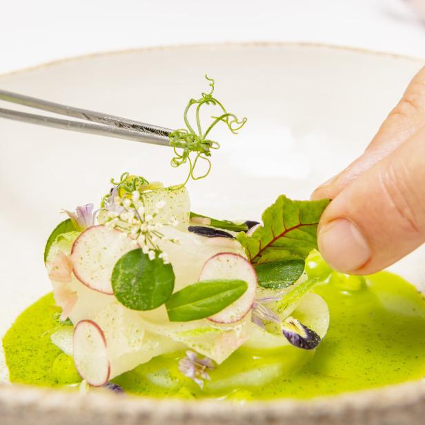 Kohlrabi-Vorspeise im Restaurant Tian
