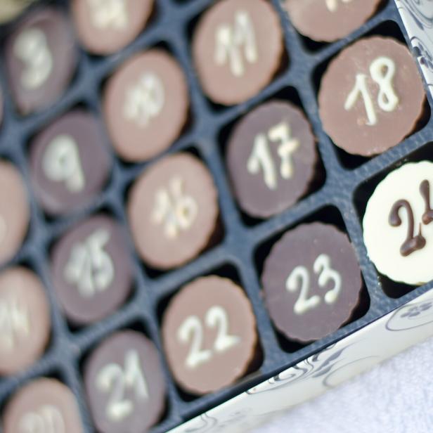 sweet milk and dark chocolate bonbons