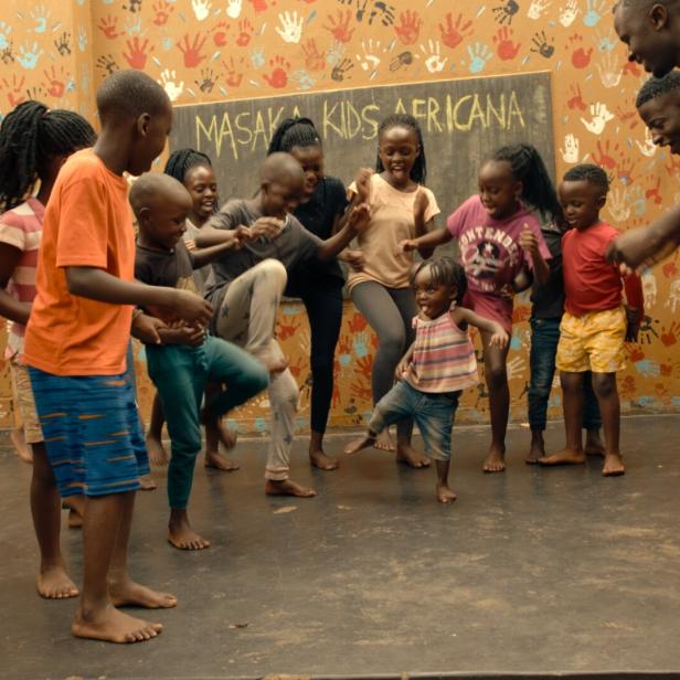 Tanz-Sensation: Masaka Kids