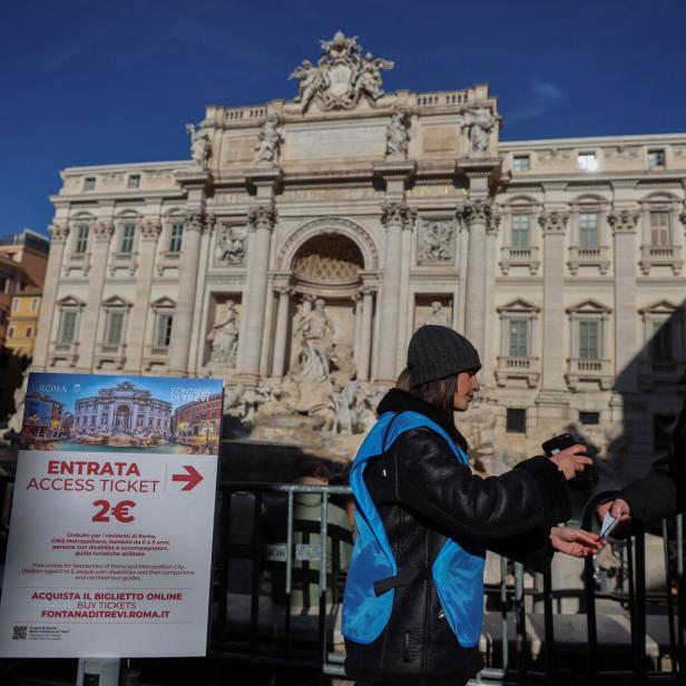 Rome starts charging tourists to get close to the famed Trevi Fountain