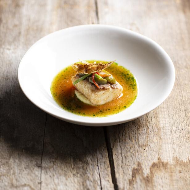 Zander Nizza, eine Speise von Andreas Döllerer