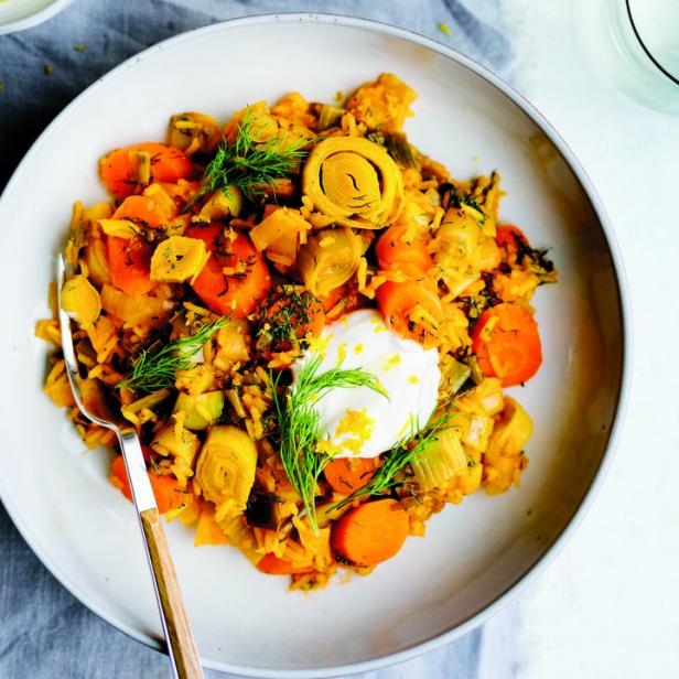 Geschmorter Lauch mit Karotte,  Reis und Dille