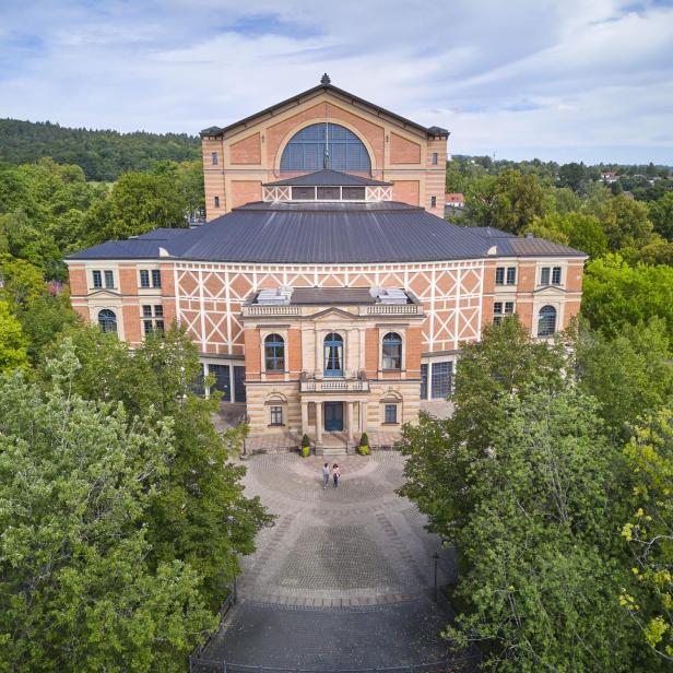 Das Bayreuther Opernhaus von außen 