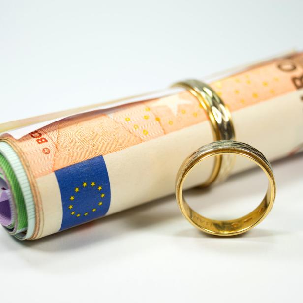 Cash and wedding rings