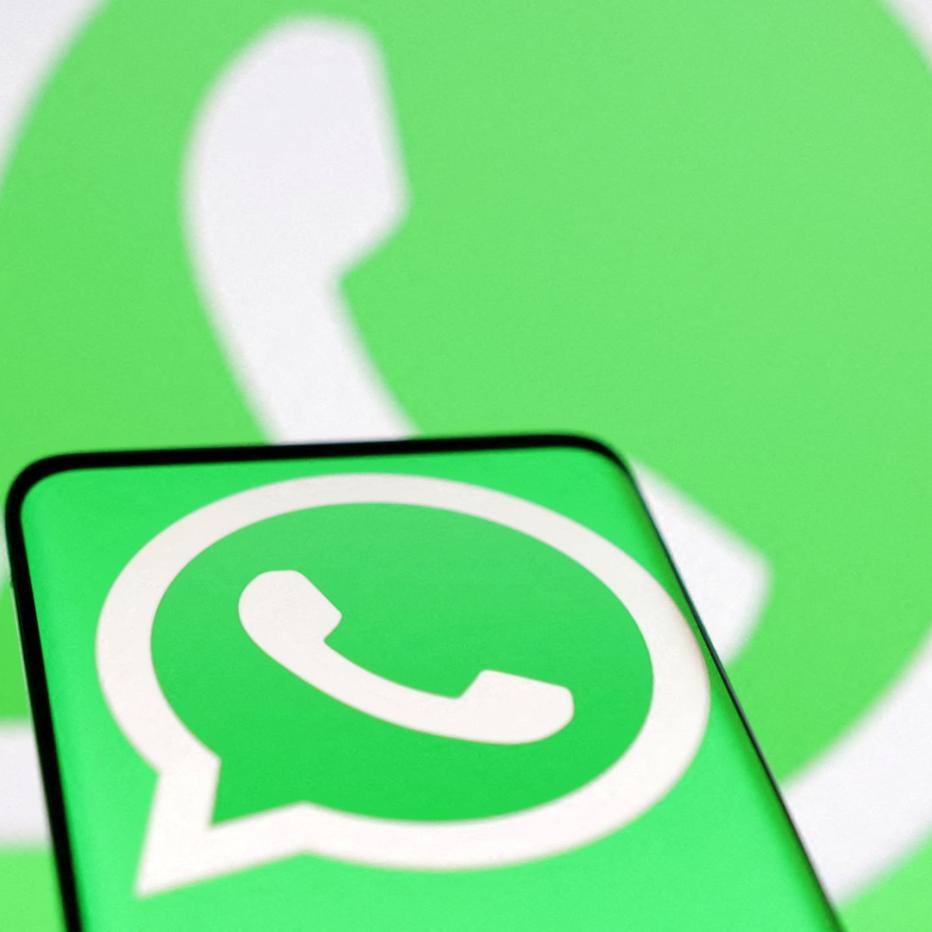 WhatsApp-Funktion: Das Passiert, Wenn Man Emoji Mit Sternchen Verschickt