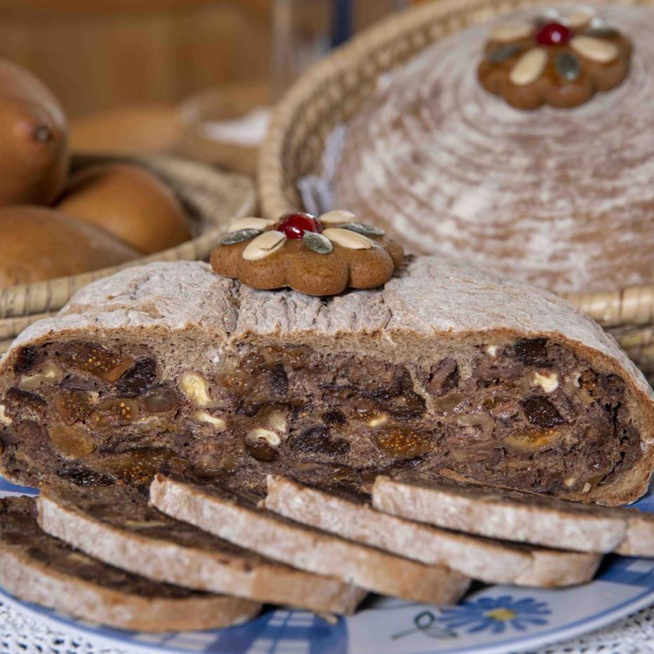 Bäckerin verrät: So gelingt das perfekte Kletzenbrot