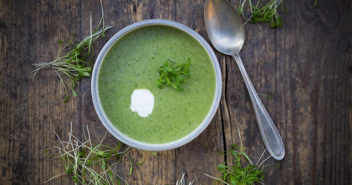 Frühlingshafte Kressesuppe